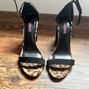 Wild diva black block heel sandal with leopard trim